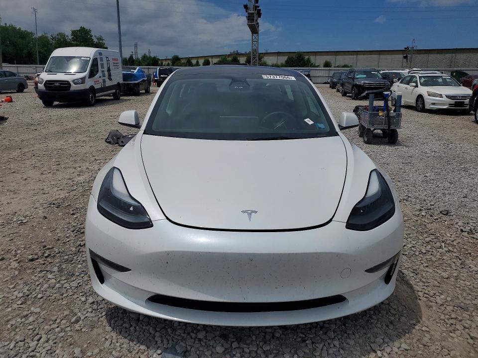 Продажа на аукционе авто 2023 Tesla Model 3, vin: 5YJ3E1EA0PF671640, номер лота: 57377066