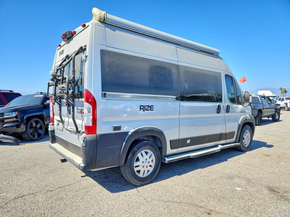 56319846 :رقم المزاد ، 3C6LRVBG7ME582578 vin ، 2021 Ram Promaster 1500 مزاد بيع