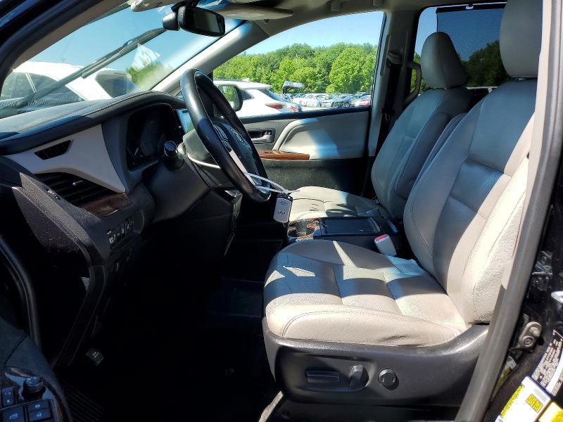 Продажа на аукционе авто 2017 Toyota Sienna, vin: 5TDDZ3DC8HS155322, номер лота: 55509396