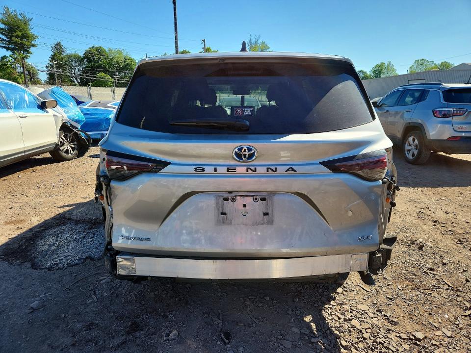 55627156 :رقم المزاد ، 5TDYSKFC3SS163770 vin ، 2025 Toyota Sienna مزاد بيع