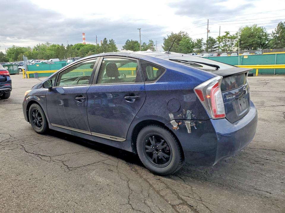 55563586 :رقم المزاد ، JTDKN3DU9D1677055 vin ، 2013 Toyota Prius مزاد بيع