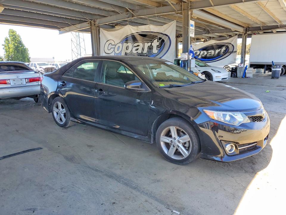 2014 Toyota Camry მანქანა იყიდება აუქციონზე, vin: 4T1BF1FK4EU362673, აუქციონის ნომერი: 59670246
