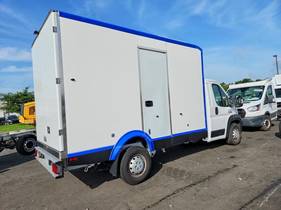 55572386 :رقم المزاد ، 3C7WRVFG8NE117652 vin ، 2022 Ram Promaster 3500 مزاد بيع