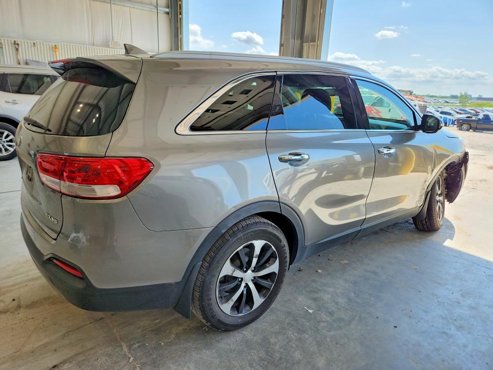 2017 Kia Sorento მანქანა იყიდება აუქციონზე, vin: 5XYPH4A57HG260958, აუქციონის ნომერი: 58306666