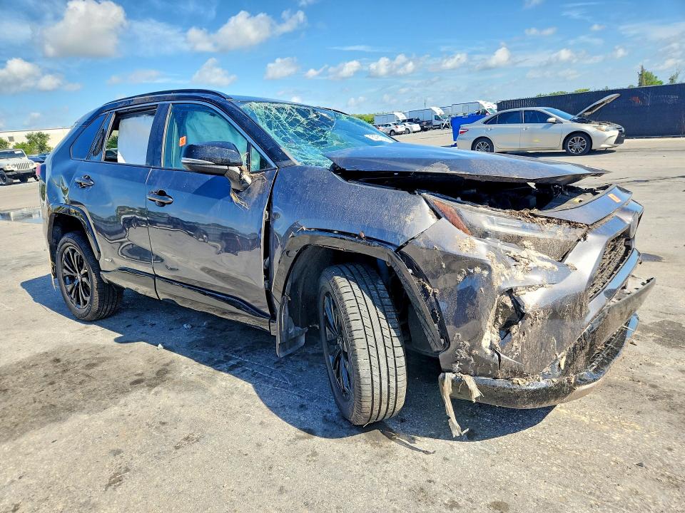 2022 Toyota Rav4 მანქანა იყიდება აუქციონზე, vin: 2T3E6RFV6NW033440, აუქციონის ნომერი: 57816566