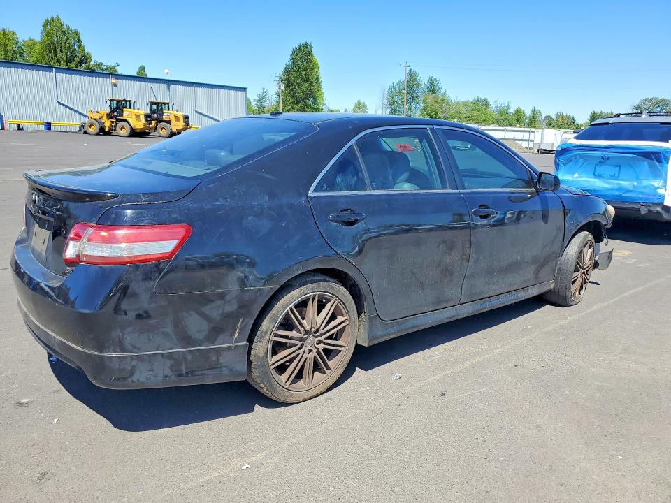 57000366 :رقم المزاد ، 4T1BF3EK2AU044204 vin ، 2010 Toyota Camry مزاد بيع