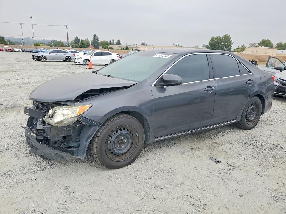 57927656 :رقم المزاد ، 4T1BF1FK2CU060179 vin ، 2012 Toyota Camry مزاد بيع