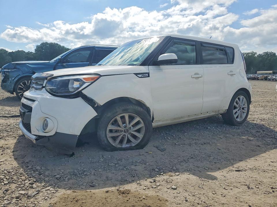 Продаж на аукціоні авто 2018 Kia Soul, vin: KNDJP3A52J7536193, номер лоту: 54922356