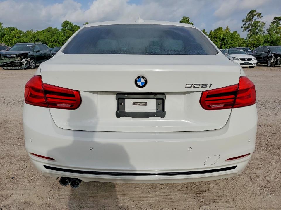 2016 Bmw 328 მანქანა იყიდება აუქციონზე, vin: WBA8E9C58GK648942, აუქციონის ნომერი: 58929916