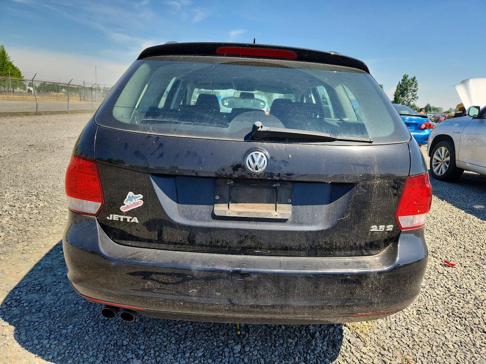 2010 Volkswagen Jetta მანქანა იყიდება აუქციონზე, vin: 3VWKZ7AJ5AM646130, აუქციონის ნომერი: 57406396