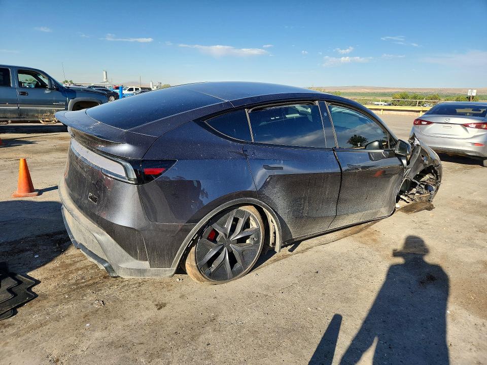 58515006 :رقم المزاد ، 7SAYGDET2TA670048 vin ، 2026 Tesla Model Y مزاد بيع