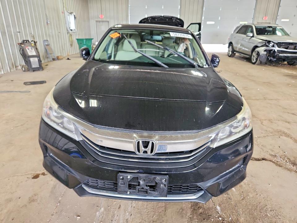 2016 Honda Accord მანქანა იყიდება აუქციონზე, vin: 1HGCR2F86GA244639, აუქციონის ნომერი: 58735076