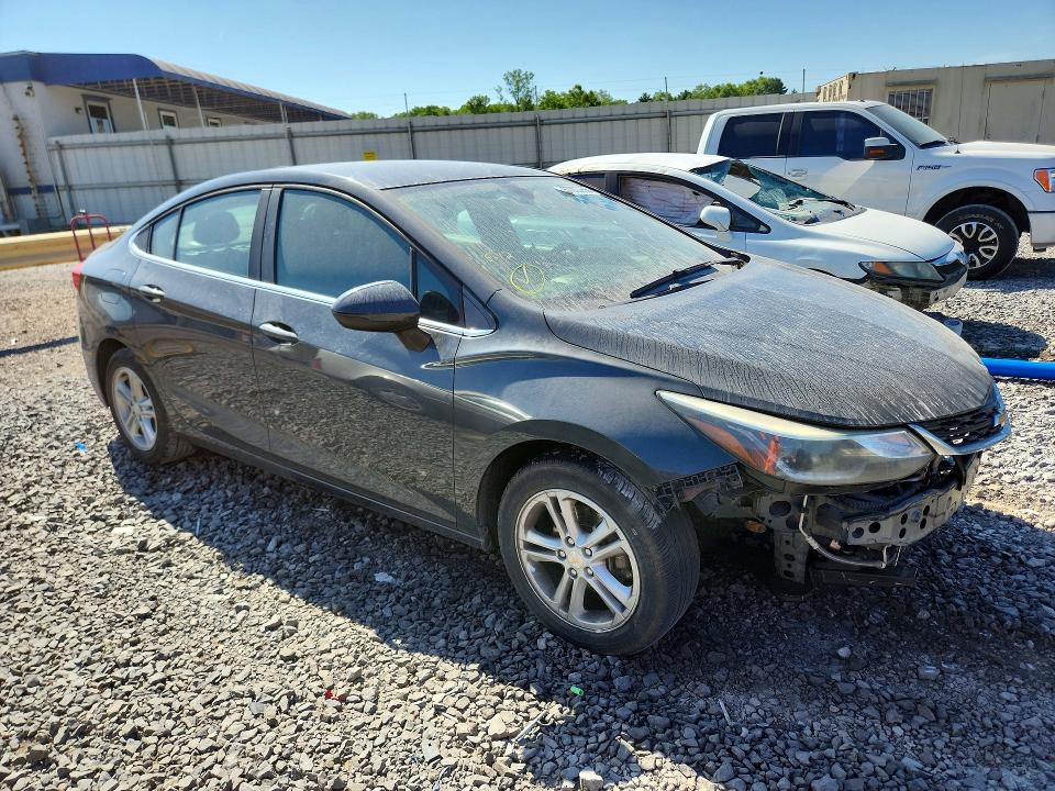 Aukcja sprzedaży 2018 Chevrolet Cruze, vin: 1G1BE5SM2J7139104, numer aukcji: 57003856