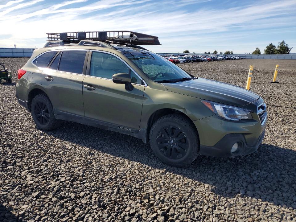 2018 Subaru Outback მანქანა იყიდება აუქციონზე, vin: 4S4BSAFC4J3245017, აუქციონის ნომერი: 51641336