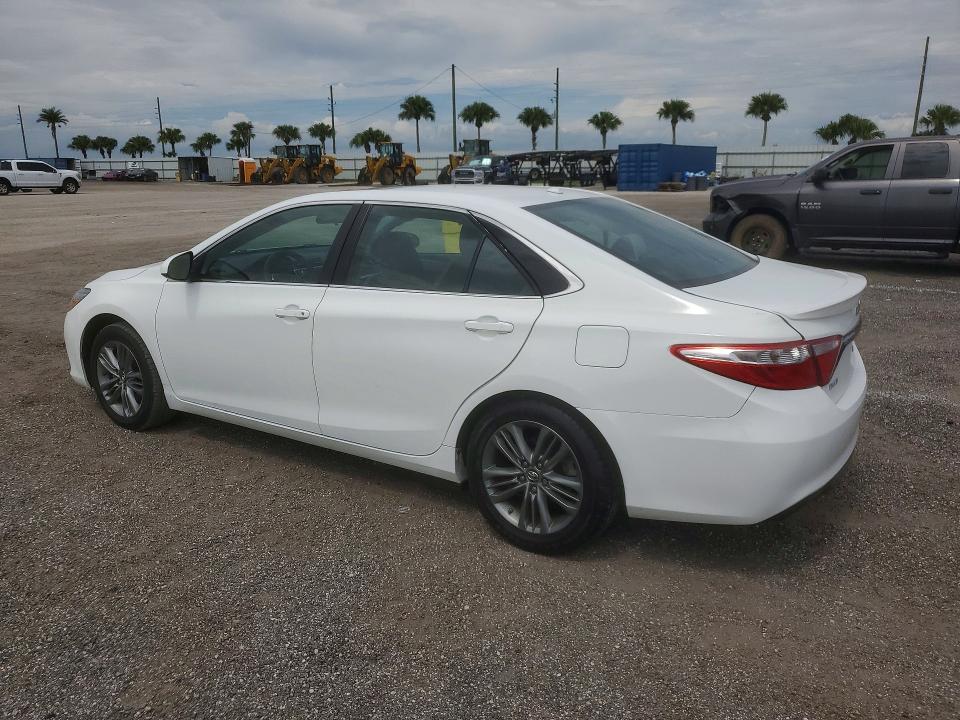 56371726 :رقم المزاد ، 4T1BF1FK1GU213415 vin ، 2016 Toyota Camry مزاد بيع