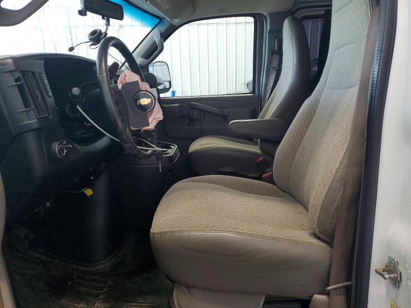 2020 Chevrolet Express G2500 მანქანა იყიდება აუქციონზე, vin: 1GCWGBFGXL1188420, აუქციონის ნომერი: 58754316