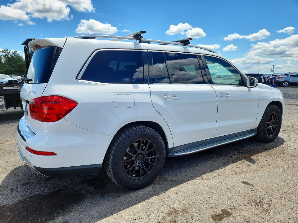Продажа на аукционе авто 2015 Mercedes-benz Gl, vin: 4JGDF2EE6FA464604, номер лота: 57438996
