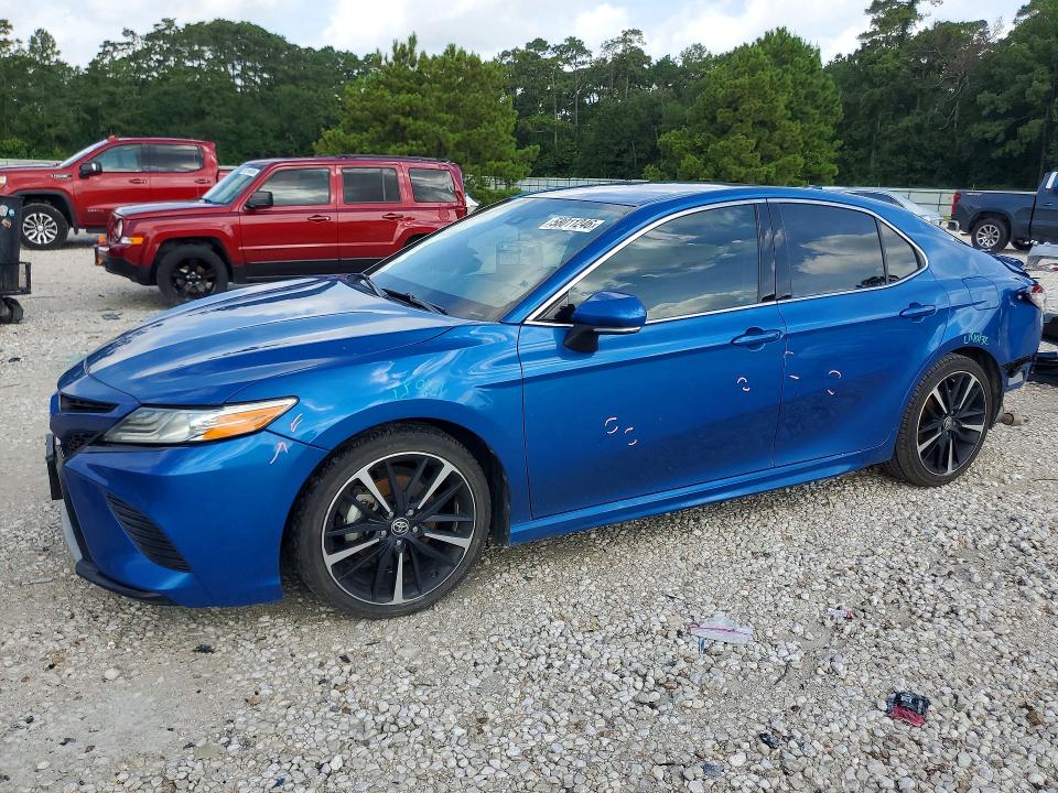 58011246 :رقم المزاد ، 4T1K61AKXLU394693 vin ، 2020 Toyota Camry مزاد بيع
