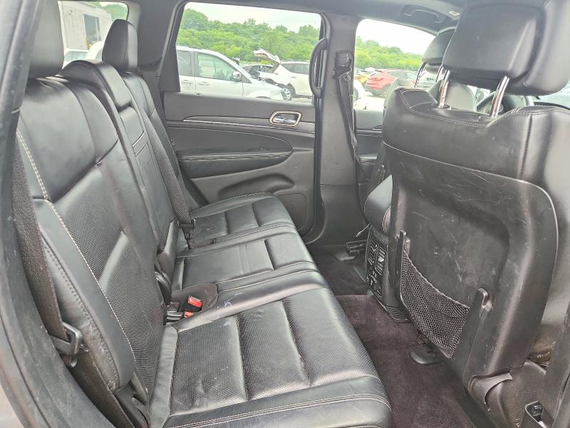 58742016 :رقم المزاد ، 1C4RJFBGXHC828486 vin ، 2017 Jeep Grand Cherokee مزاد بيع