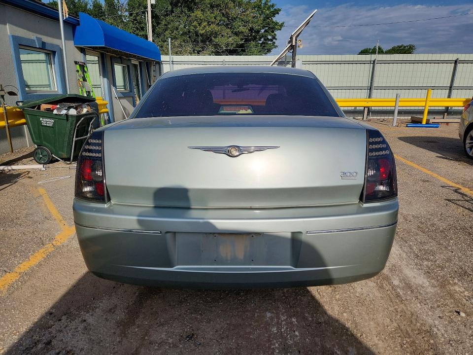 2006 Chrysler 300 მანქანა იყიდება აუქციონზე, vin: 2C3KA53GX6H121770, აუქციონის ნომერი: 59000546
