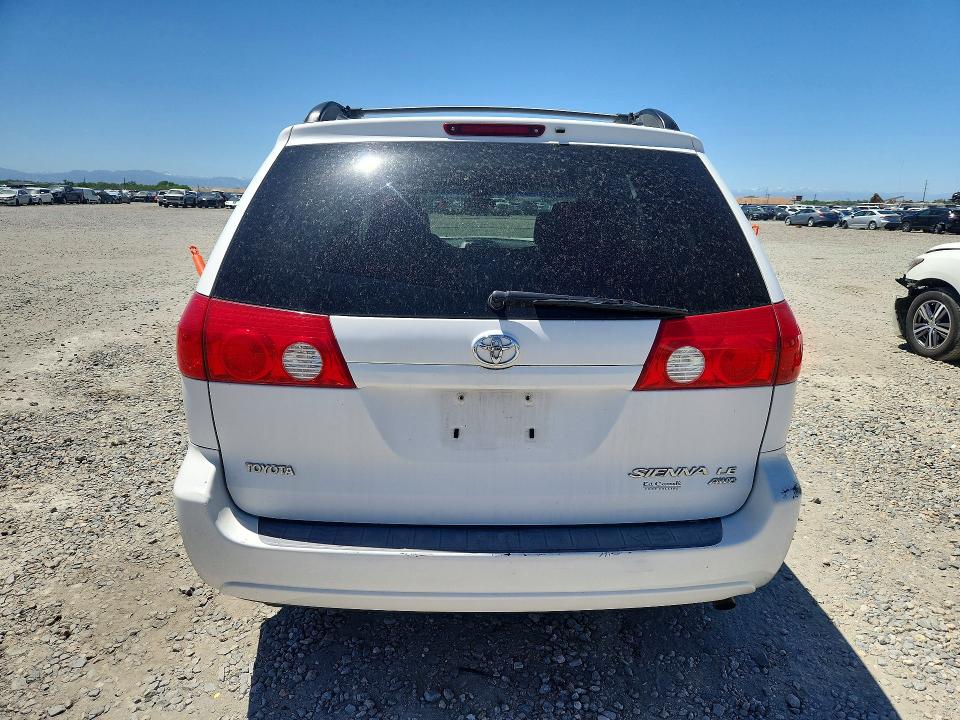 57189116 :رقم المزاد ، 5TDBK23C98S012967 vin ، 2008 Toyota Sienna مزاد بيع