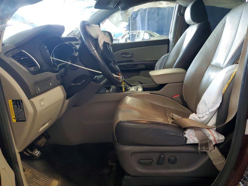 56900756 :رقم المزاد ، KNDMB5C12H6315422 vin ، 2017 Kia Sedona مزاد بيع