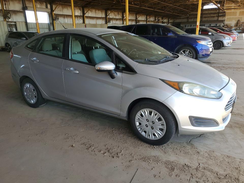 Продажа на аукционе авто 2015 Ford Fiesta, vin: 3FADP4BE1FM150966, номер лота: 55529226