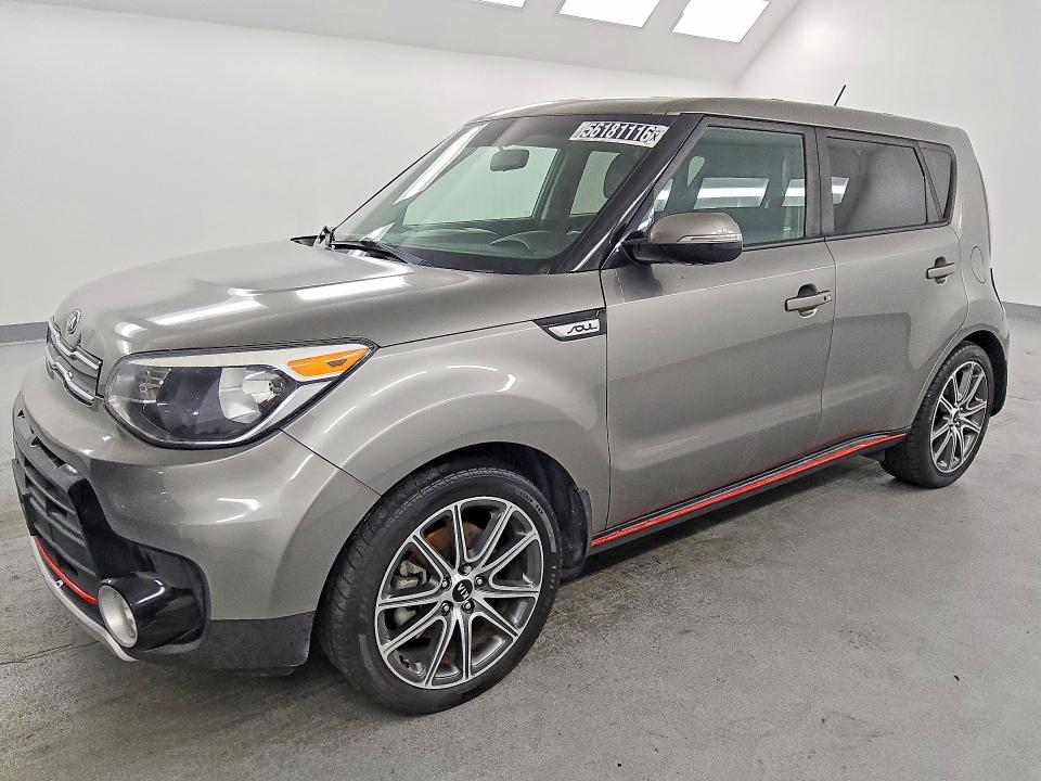 2018 Kia Soul მანქანა იყიდება აუქციონზე, vin: KNDJX3AA6J7557707, აუქციონის ნომერი: 56181116