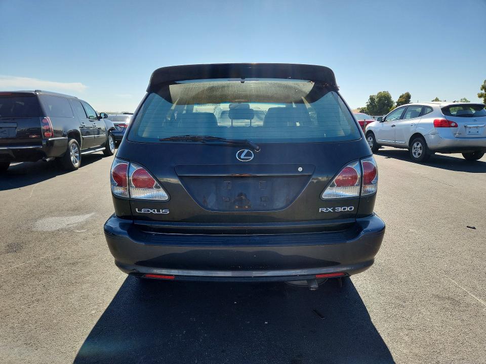 56072106 :رقم المزاد ، JTJGF10U510103127 vin ، 2001 Lexus Rx مزاد بيع