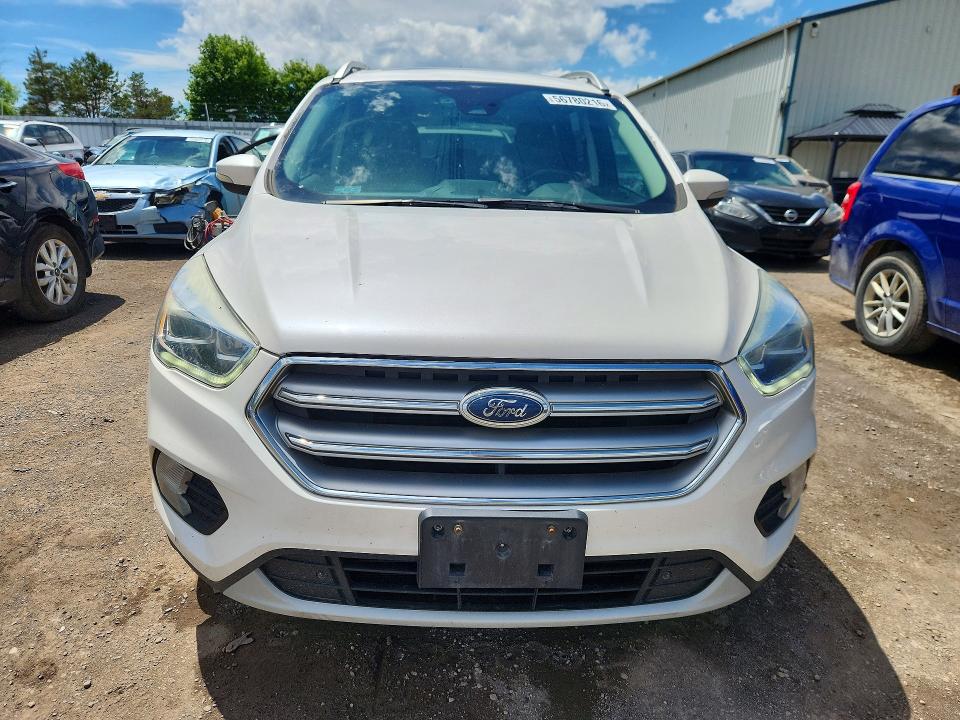 Продажа на аукционе авто 2017 Ford Escape, vin: 1FMCU9J91HUB31795, номер лота: 56780216