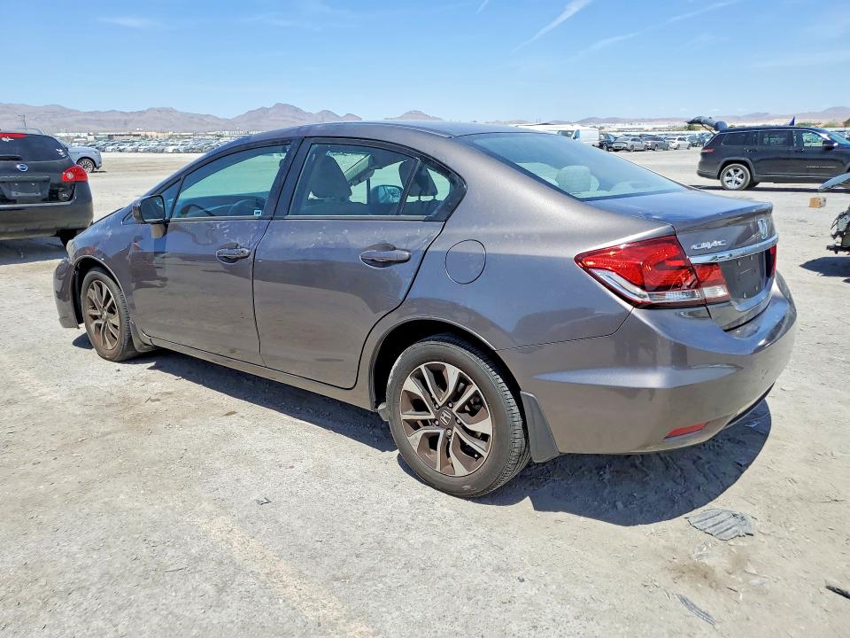 55942696 :رقم المزاد ، 19XFB2F81FE215299 vin ، 2015 Honda Civic مزاد بيع