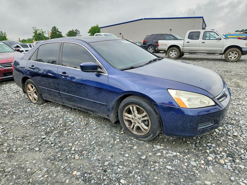56362196 :رقم المزاد ، 1HGCM567X7A153560 vin ، 2007 Honda Accord مزاد بيع