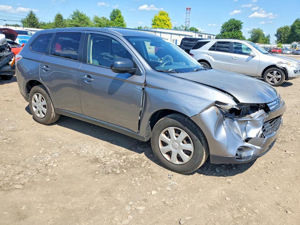 58816726 :رقم المزاد ، JA4AD2A32EZ000513 vin ، 2014 Mitsubishi Outlander مزاد بيع