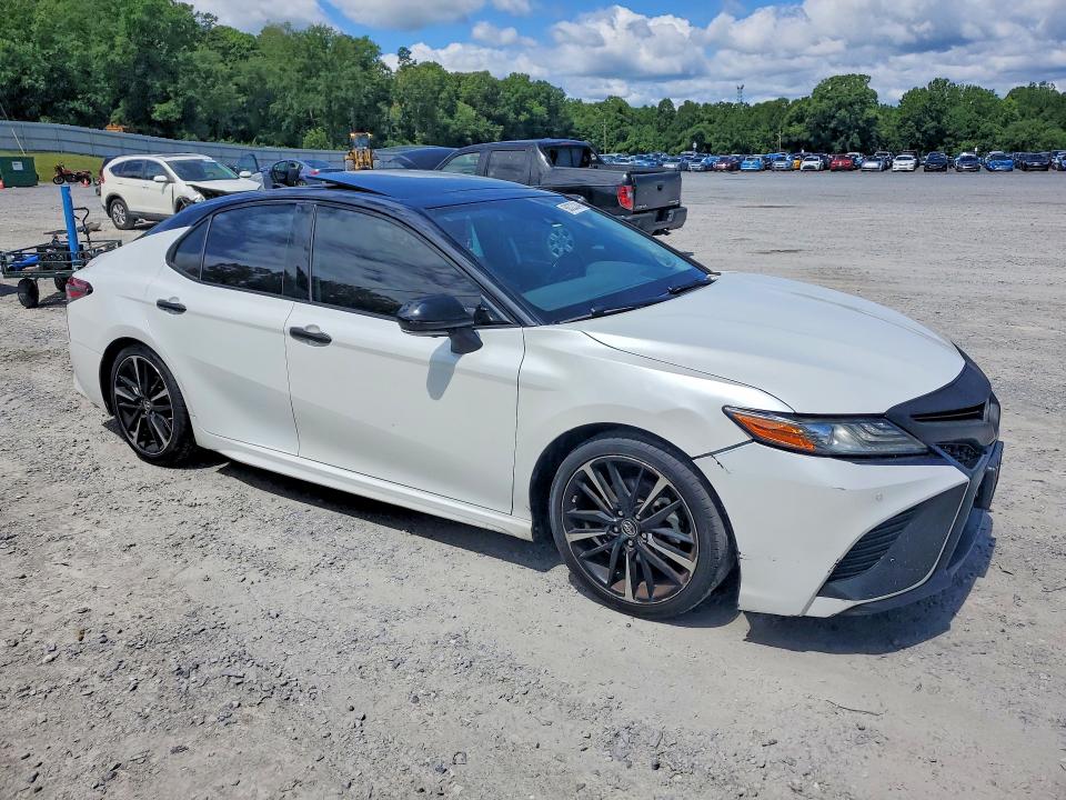 Продажа на аукционе авто 2019 Toyota Camry, vin: 4T1B61HK8KU180239, номер лота: 58323246