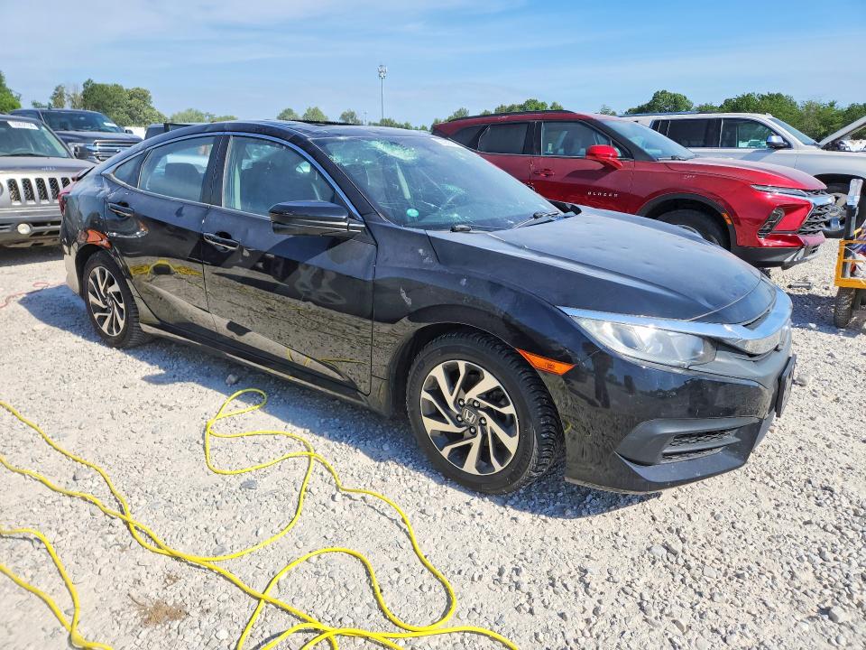 Aukcja sprzedaży 2018 Honda Civic, vin: 19XFC2F75JE044215, numer aukcji: 55933706