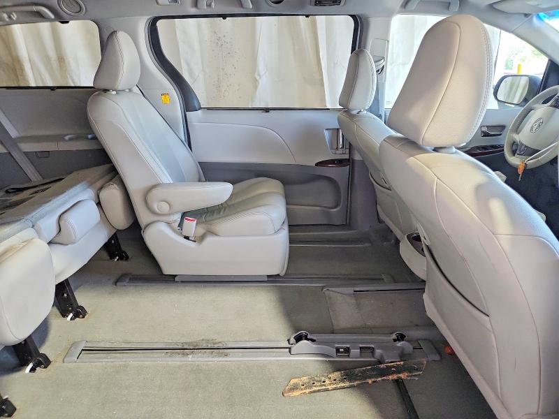 Продажа на аукционе авто 2012 Toyota Sienna, vin: 5TDDK3DCXCS040055, номер лота: 56290536