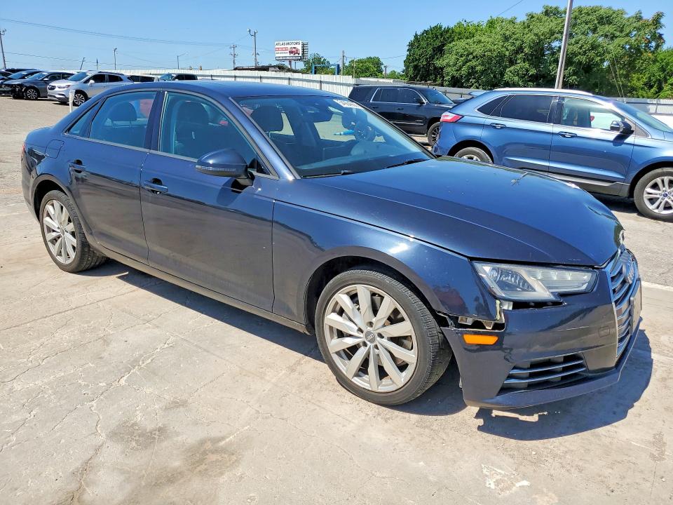 Продаж на аукціоні авто 2017 Audi A4, vin: WAUANAF46HN069678, номер лоту: 54904666