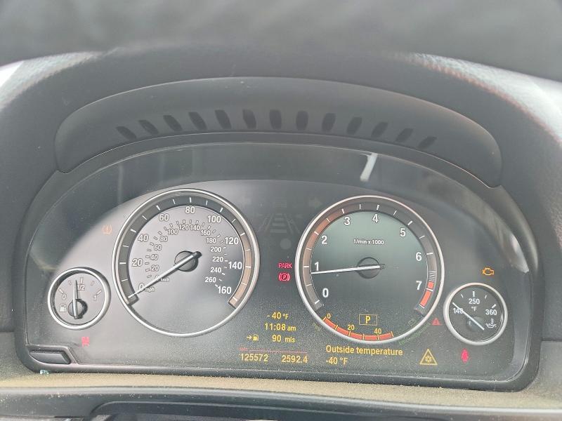 2011 Bmw 550 მანქანა იყიდება აუქციონზე, vin: WBAFR9C52BC270258, აუქციონის ნომერი: 55415436