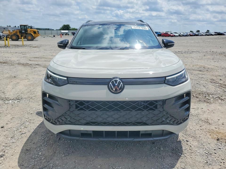 57227096 :رقم المزاد ، 3VVHR7RM7TM023804 vin ، 2026 Volkswagen Tiguan مزاد بيع