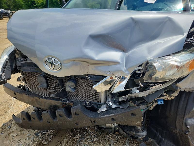 74513425 :رقم المزاد ، 5TDJK3DC5BS019552 vin ، 2011 Toyota Sienna مزاد بيع