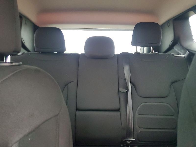 58243086 :رقم المزاد ، ZACNJDB14NPN59937 vin ، 2022 Jeep Renegade مزاد بيع