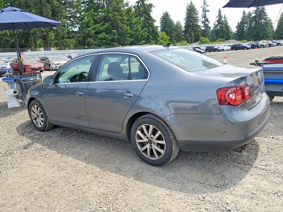 57259096 :رقم المزاد ، 3VWRZ7AJ8AM050735 vin ، 2010 Volkswagen Jetta مزاد بيع