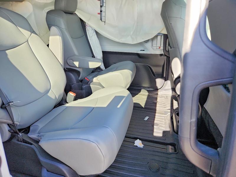 56975226 :رقم المزاد ، 5TDYSKFC1TS254859 vin ، 2026 Toyota Sienna مزاد بيع