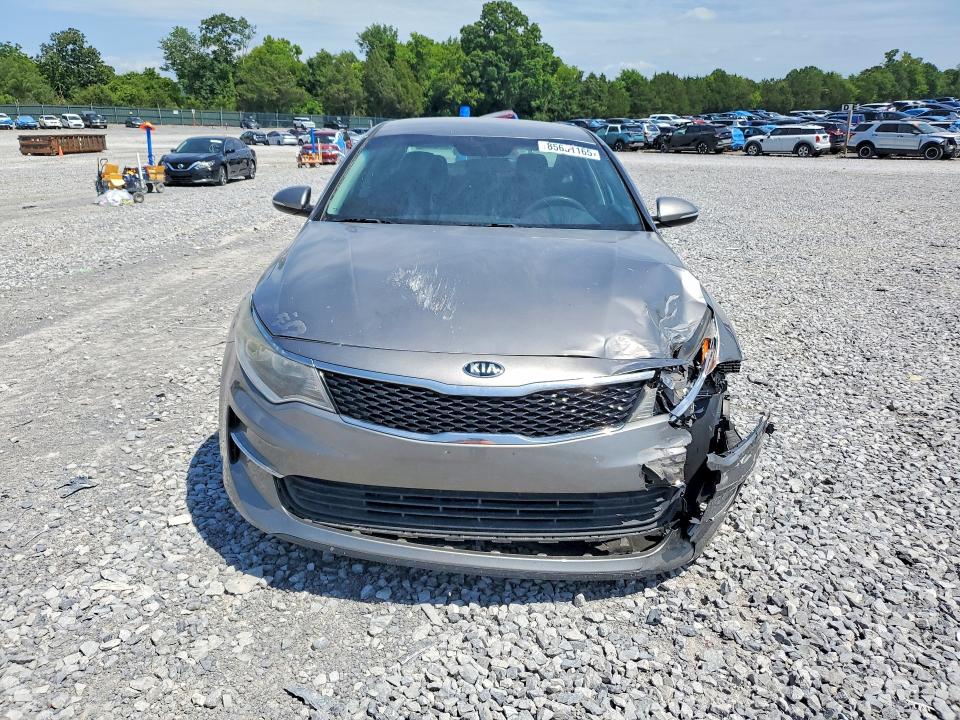 2017 Kia Optima მანქანა იყიდება აუქციონზე, vin: 5XXGT4L30HG141194, აუქციონის ნომერი: 85631165
