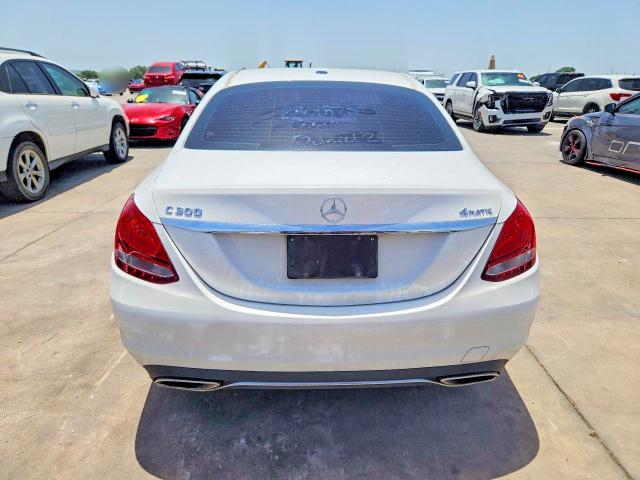 58709256 :رقم المزاد ، 55SWF4KB8HU205897 vin ، 2017 Mercedes-benz C مزاد بيع