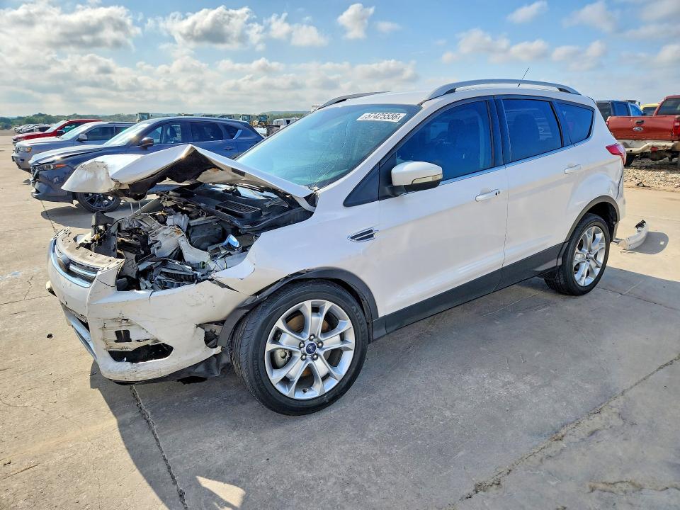 Продажа на аукционе авто 2015 Ford Escape, vin: 1FMCU9J95FUC67361, номер лота: 57425556