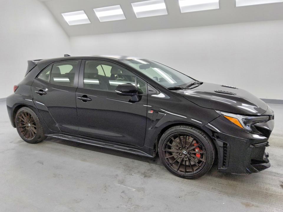 49633206 :رقم المزاد ، JTNABAAE8SA017121 vin ، 2025 Toyota Gr Corolla مزاد بيع