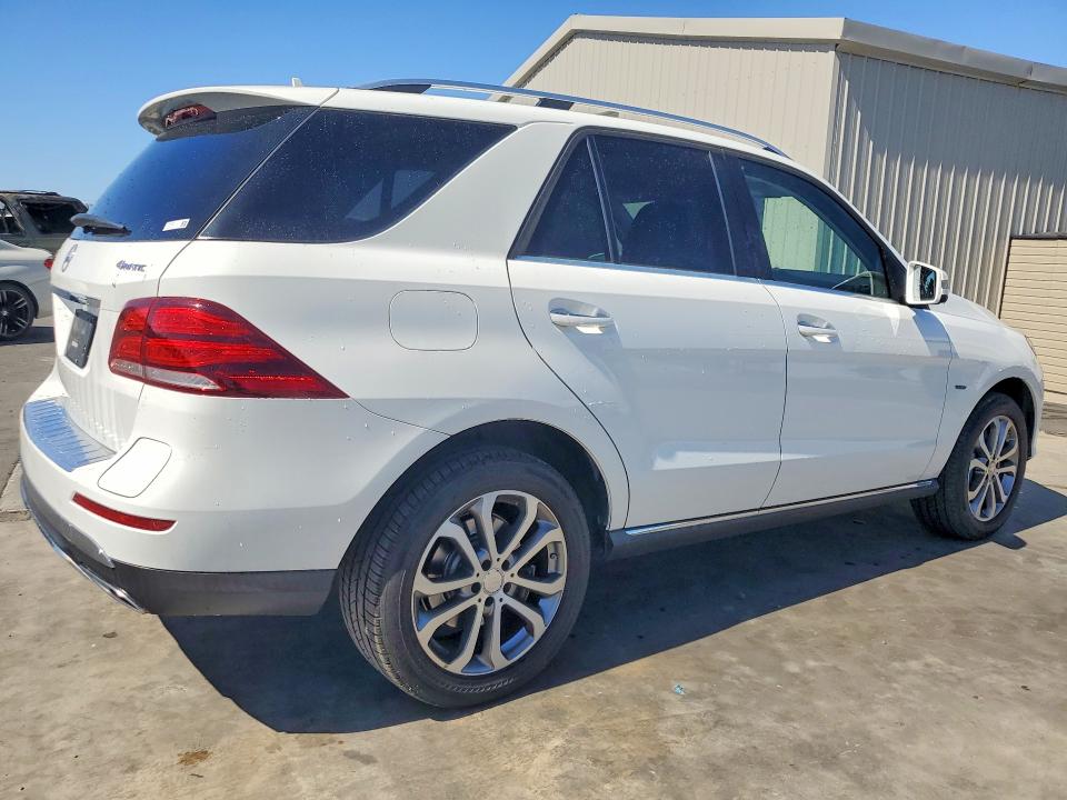 56251936 :رقم المزاد ، 4JGDA6DB8HA814055 vin ، 2017 Mercedes-benz Gle مزاد بيع