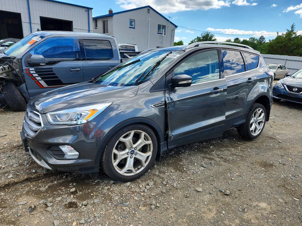 57049386 :رقم المزاد ، 1FMCU9JD0HUB51590 vin ، 2017 Ford Escape مزاد بيع