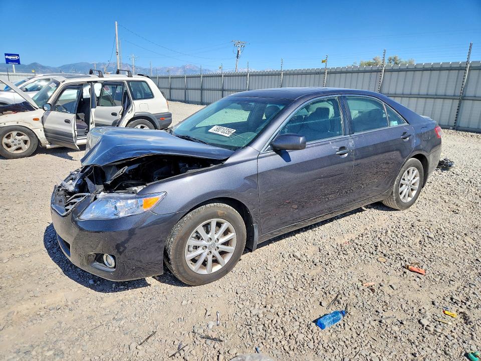 58010356 :رقم المزاد ، 4T1BK3EK5BU132161 vin ، 2011 Toyota Camry مزاد بيع
